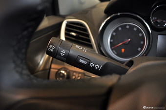 2014款昂科拉1.4T自动四驱全能旗舰型