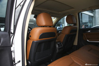 2015款哈弗H8 2.0T自动四驱豪华型