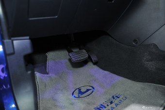 2014款飞腾C5 1.5T自动两驱豪华型