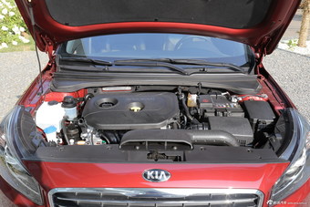 2014款东风悦达起亚K4