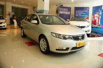 2012款东风悦达起亚福瑞迪纪念版