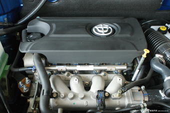 2012款中华V5 1.6L手动豪华型