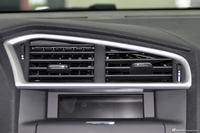 2013款雪铁龙C4L 1,8L手动劲享版