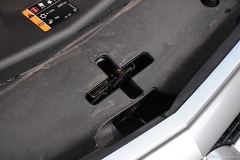 2015款凯迪拉克XTS 28T自动舒适型