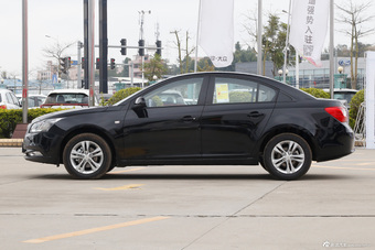 2015款科鲁兹 1.5L 自动经典 SE MT