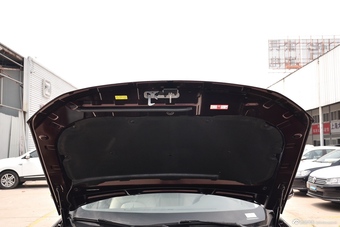 2016款众泰Z700 1.8T手动典雅型