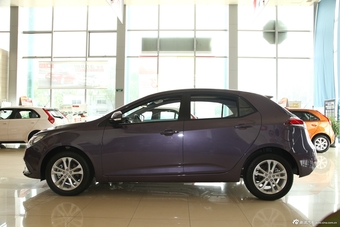 2012款名爵5 1.5L自动精英版图片