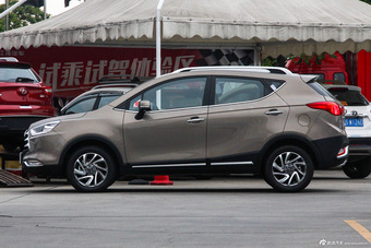 2016款瑞风S3 1.5L自动CVT豪华版