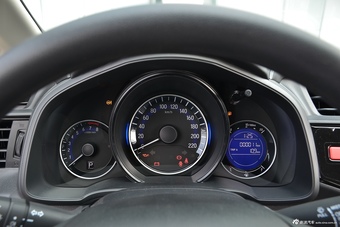 2016款飞度1.5L CVT LX舒适天窗型