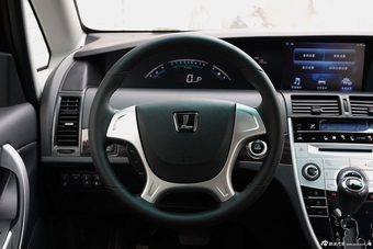 2016款大7 MPV 2.0T自动豪华型