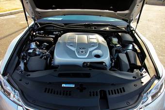 2015款皇冠2.5L自动尊享版到店实拍