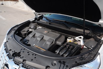 2015款凯迪拉克SRX 3.0L自动舒适型