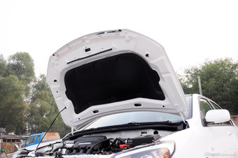 2012款比亚迪L3实拍