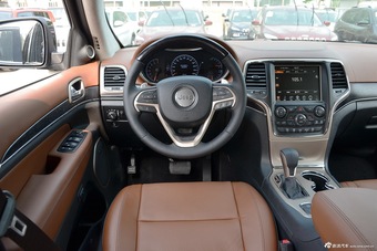 2016款大切诺基3.6L自动旗舰尊耀版