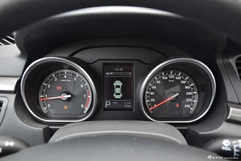 2016款奔腾B50 1.6L自动舒适型