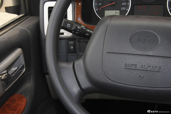 2016款金杯阁瑞斯2.0L手动快运舒适型