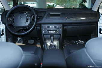 2012款东风雪铁龙C5