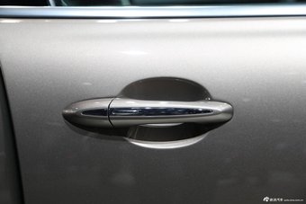 2015上海车展：捷豹XJL