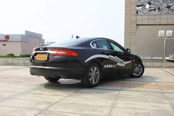 2014款捷豹XF 2.0T 风华版到店实拍