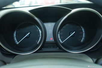 2011款马自达3星骋三厢