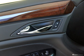 2013款凯迪拉克SRX