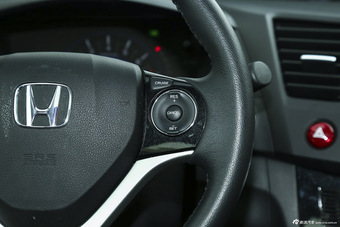 2014款思域1.8L自动豪华版