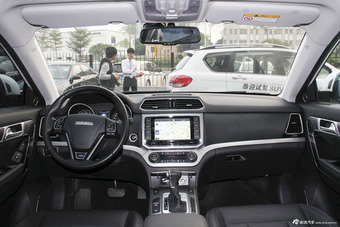 2015款哈弗H6 Coupe 2.0T自动两驱尊贵型图片