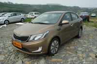 2011款东风悦达起亚K2