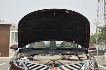 2014款林肯MKZ 2.0T自动尊雅版