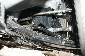 2012款同悦RS 1.3L手动尚动尊贵型