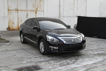 2013款天籁实拍图