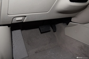 2015款凯越1.5L自动尊享型