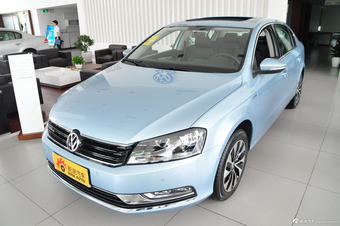 2013款迈腾蓝驱版