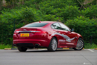 2015款捷豹XF 3.0 SC R-Sport豪华版