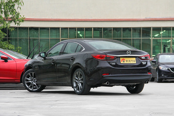 2015款阿特兹2.5L自动蓝天运动版