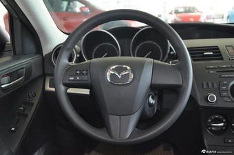 2013款马自达3星骋两厢1.6L自动精英型