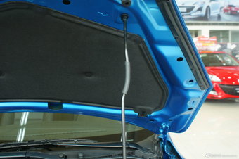 2012款马自达3星骋两厢1.6L自动精英型
