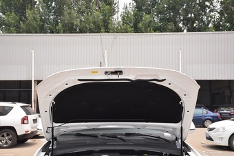 2016款众泰T600 2.0T自动尊贵型运动版