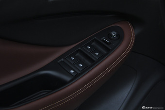 2015款昂科威20T四驱豪华型