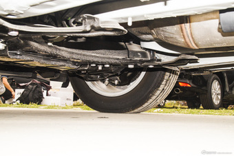 2015款逸致1.8L自动跨界版