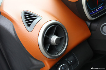 2014款爱唯欧两厢1.6L自动风尚版到店实拍