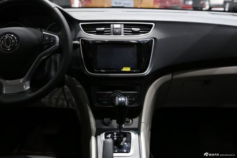 2015上海车展：风神L60