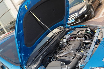 2014款英朗XT 1.6L自动舒适天窗版