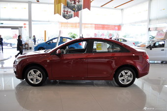 2013款科鲁兹1.6L自动舒适型