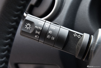 2015款逍客2.0L两驱CVT XV酷雷