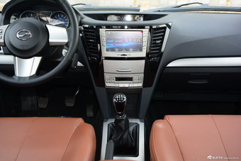 2016款中兴威虎TUV 2.5T手动澳洲版柴油四驱豪华型