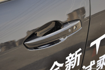 2014款奔腾B90到店实拍