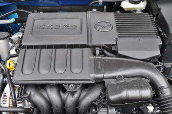 2013款马自达3星骋三厢1.6L手动精英型