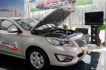 2014款福美来M5 1.6L手动精英型