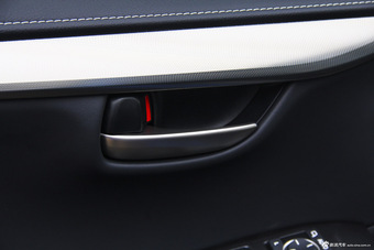 2015款雷克萨斯NX 2.0L自动200前驱锋行版